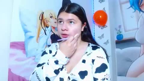 Snapshot of mckennahot303av chatting on October 10, 11:38 am mackenna av online show from October 10, 11:38 am