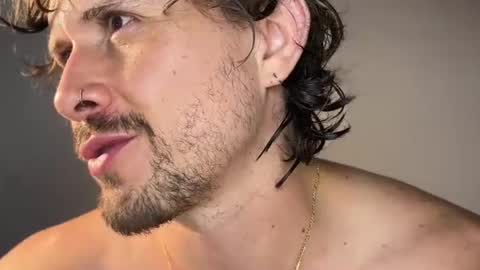 mcklister online show from April 16, 2:33 am