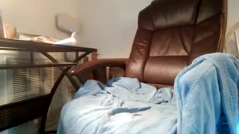 yung n hung online show from July 9, 5:50 pm