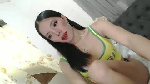 Meacharmyateciara online show from December 20, 4:19 am