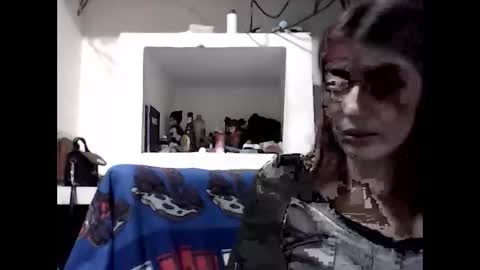 medusaart online show from December 14, 2:40 am