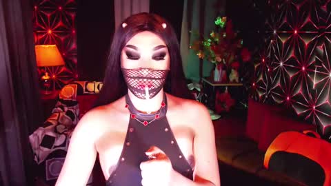 Snapshot of medusaprey chatting on March 10, 3:41 pm THE QUEEN ALPHA Queen Medusa Prey online show from March 10, 3:41 pm