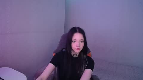 mefwhOre online show from October 15, 3:35 pm