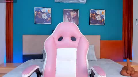Megan online show from June 26, 5:13 am