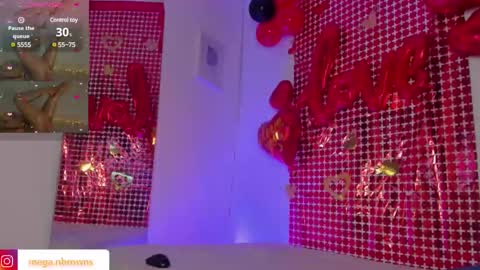 Snapshot of megan_browns1 chatting on February 11, 12:47 pm Megan online show from February 11, 12:47 pm