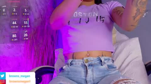 Snapshot of megan_browns1 chatting on September 16, 1:13 pm Megan online show from September 16, 1:13 pm