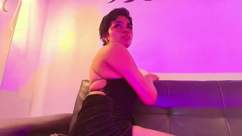 megan_hottts online show from January 8, 6:47 pm