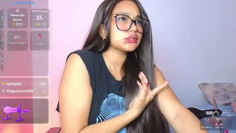 Megan online show from November 16, 7:54 am