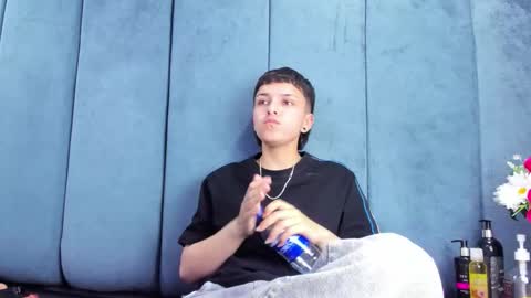 megan_thompsonn_ online show from February 20, 7:21 am