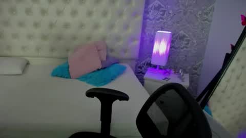 megan_tower online show from July 29, 7:14 pm