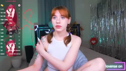 megancat333 online show from March 28, 10:44 pm