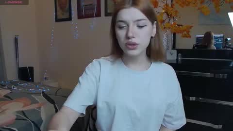 megancat333 online show from December 14, 8:15 pm