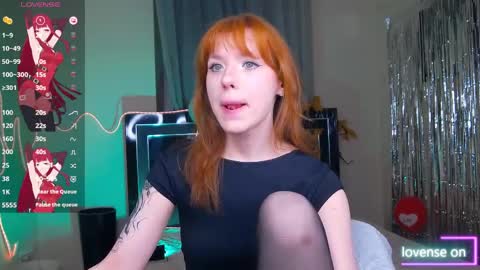 megancat333 online show from April 6, 8:43 pm