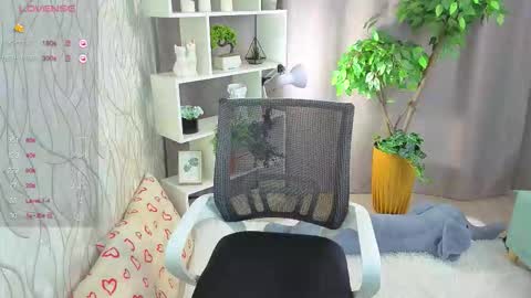 Michelle online show from September 29, 5:28 am