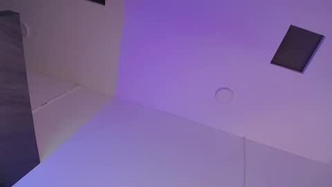 MEGAN EVANS online show from May 14, 2:43 am