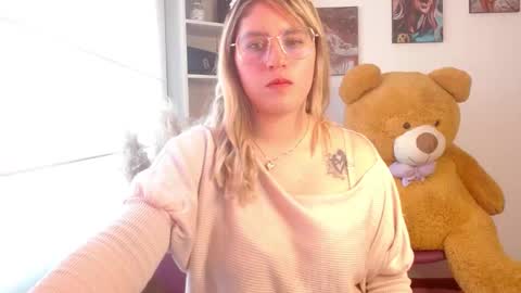 Snapshot of meganlk chatting on January 14, 8:15 pm MEGAN online show from January 14, 8:15 pm