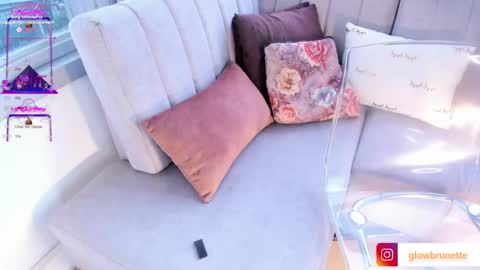 Mara online show from March 7, 1:07 pm