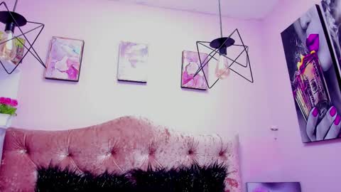 Snapshot of megann_noa chatting on September 27, 8:17 pm Megann Noa online show from September 27, 8:17 pm