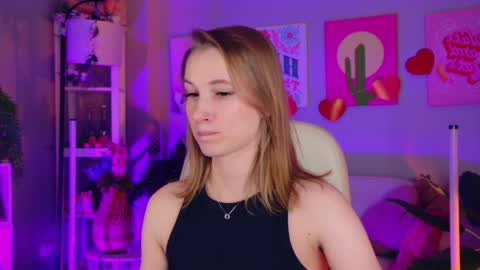 megan online show from March 24, 5:30 pm