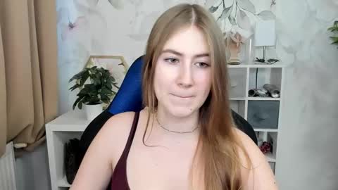 Megan online show from December 15, 1:51 pm