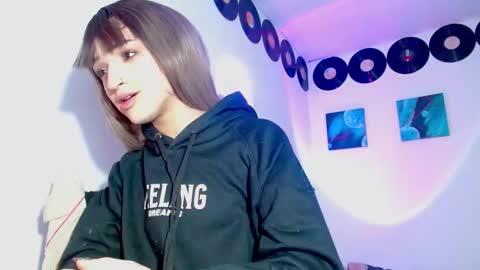 meghan_devil_ online show from March 14, 9:57 am