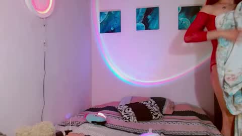 meghan_devil_ online show from November 24, 5:50 am