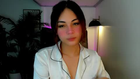 meiluxe online show from June 16, 6:01 pm