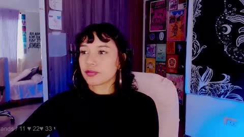 Melissa  -  -  Please help me to reach 100 thumbs up online show from September 12, 1:35 pm