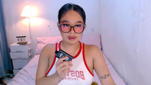 mel_rai14 online show from July 1, 3:31 pm