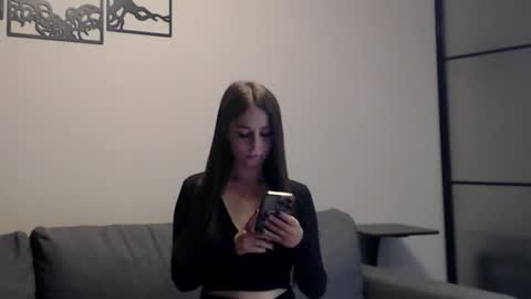 Snapshot of meladams chatting on September 26, 10:07 pm meladams online show from September 26, 10:07 pm