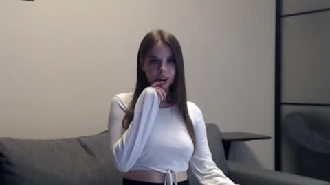 Snapshot of meladams chatting on September 21, 10:58 pm meladams online show from September 21, 10:58 pm