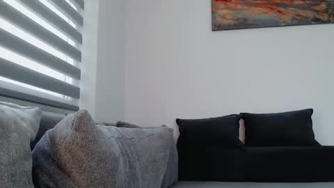 Melania online show from February 13, 2:09 pm