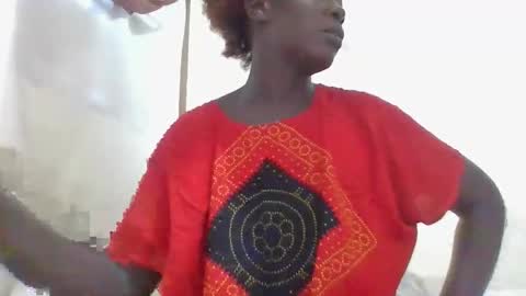 melanie_bae1 online show from May 17, 2:04 pm