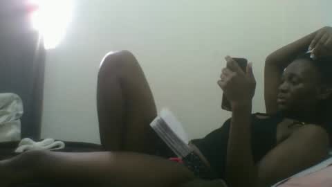 Snapshot of melanie_goddesss chatting on October 8, 4:29 am milly online show from October 8, 4:29 am