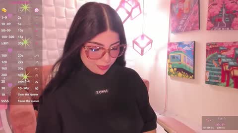 Snapshot of melaniegrayx chatting on September 23, 2:22 pm melaniegrayx online show from September 23, 2:22 pm
