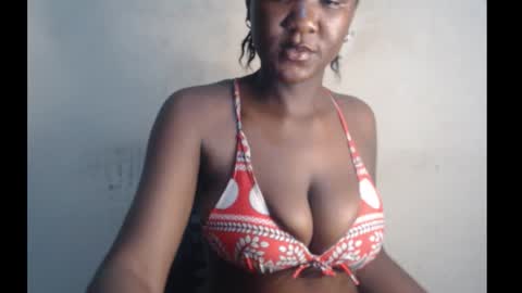 Snapshot of melanin_coco chatting on September 28, 9:46 pm Bene online show from September 28, 9:46 pm