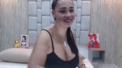 melany_contrera777 online show from June 10, 5:50 am