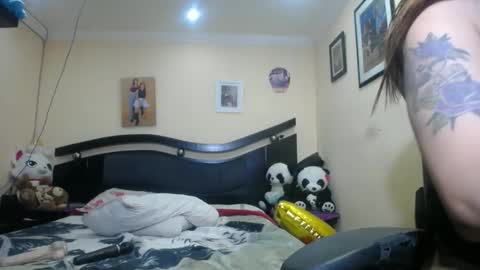 melany online show from March 3, 3:43 pm