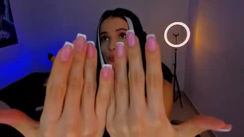 melanyrouse1 online show from February 21, 8:45 pm