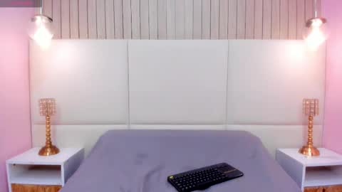 Melany online show from December 4, 7:13 pm