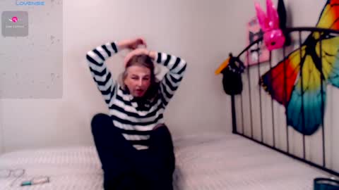 Snow Hobot online show from December 9, 8:22 am