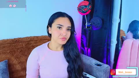    Independent model online show from November 4, 3:41 am