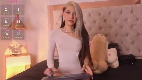meli_gates online show from June 19, 7:42 pm