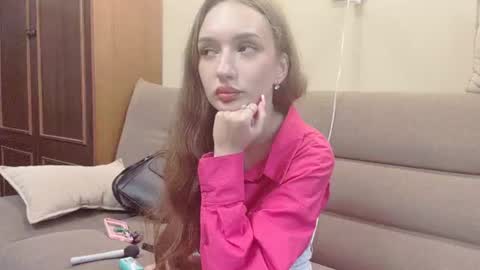 melinamayo online show from August 7, 4:49 pm