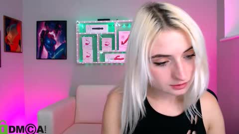 Melisa online show from December 4, 8:41 pm