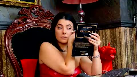 Snapshot of melissa_glow chatting on October 19, 10:53 am Melissa online show from October 19, 10:53 am