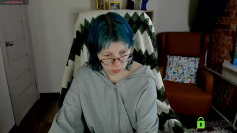 Melissa online show from May 9, 10:27 pm