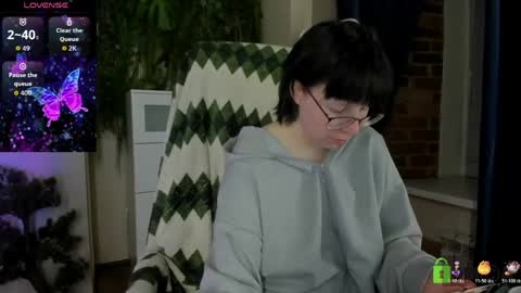 Melissa online show from May 28, 9:35 pm