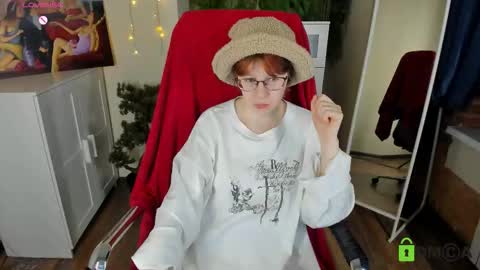 Melissa online show from November 24, 9:13 pm