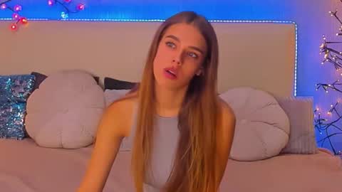 Snapshot of melissacrayzy chatting on September 22, 8:51 am MelissaCrayzy online show from September 22, 8:51 am